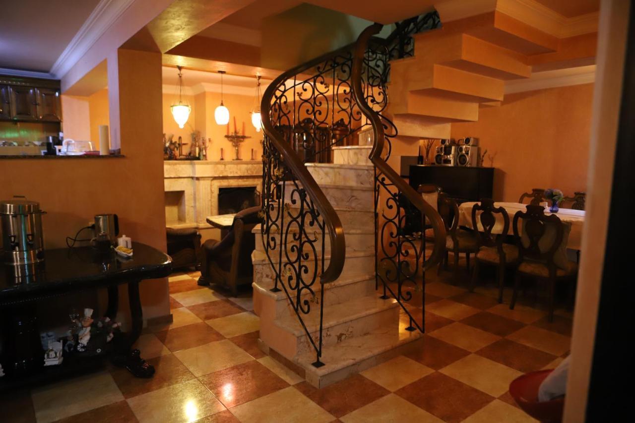 Hotel Black Sea House Batumi Eksteriør billede