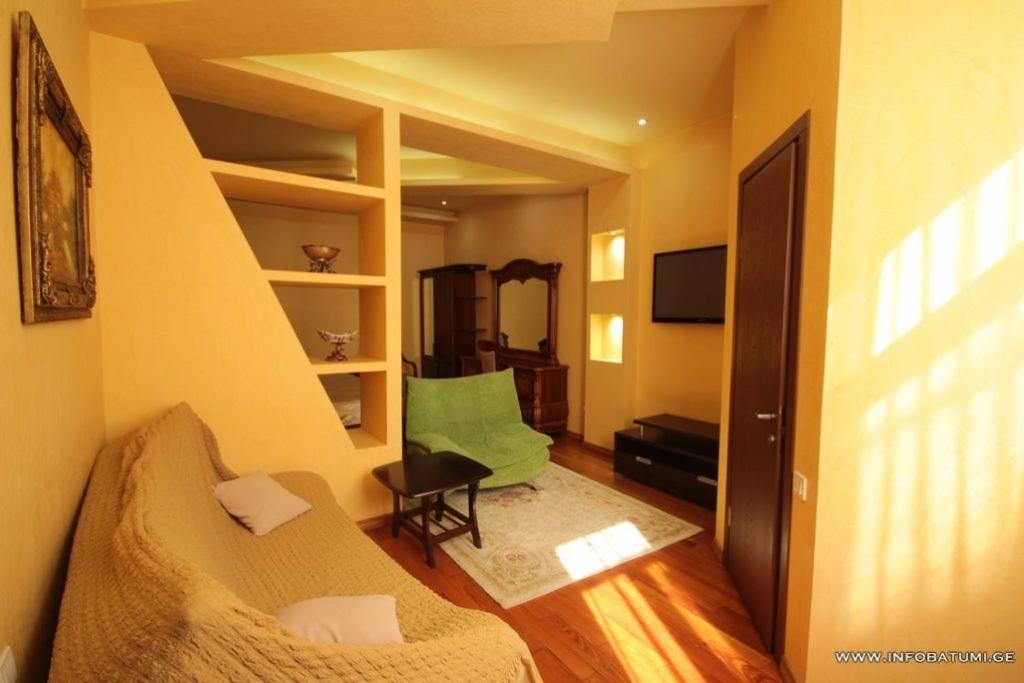 Hotel Black Sea House Batumi Eksteriør billede